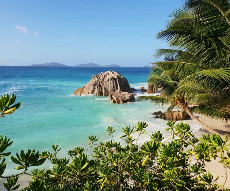 Ultimate luxury Seychelles: sun, sand and serenity