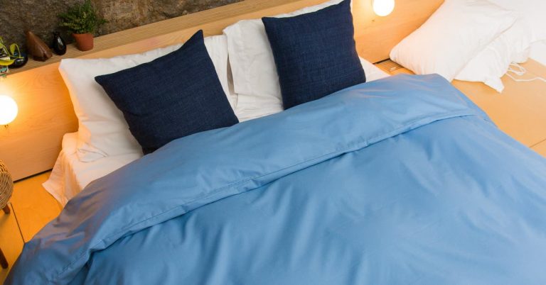 A Step-by-Step Checklist to Spring Cleaning Your Bed