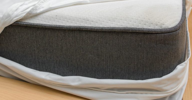 How to Clean Your Mattress