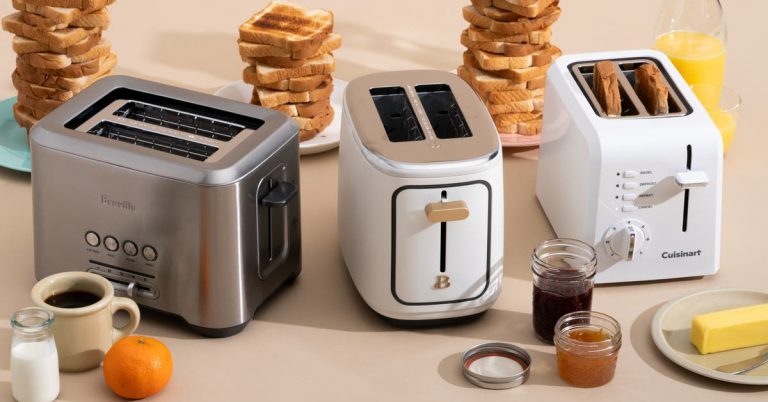 The 2 Best Toasters of 2025