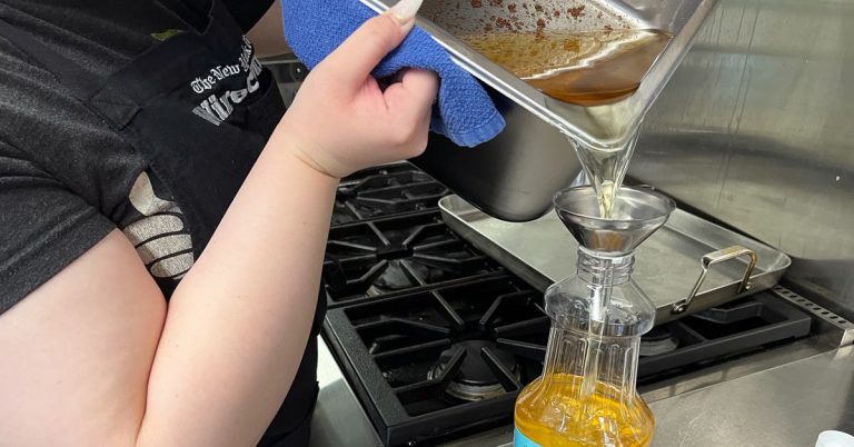 How to Properly Dispose of Cooking Oil at Home