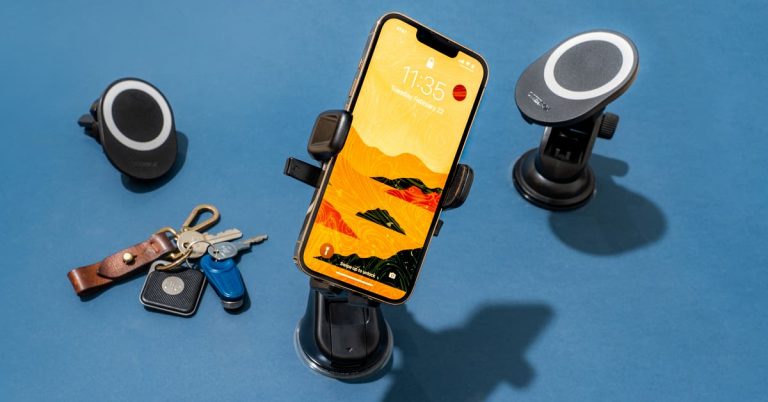The 2 Best Wireless Charging Phone Mounts for Cars 2026